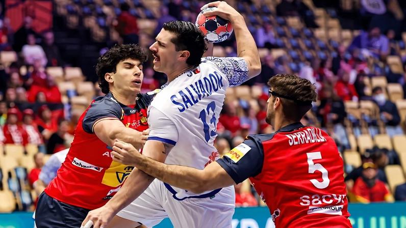 Salvador Salvador inspira alunos da Secundária de Benavente em sessão sobre inteligência emocional