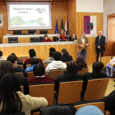 Anadia sensibiliza jovens para a separação de resíduos