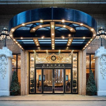 Hotel Grand Emperor de Macau vende barras de ouro por 10,8 milhões de euros
