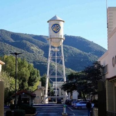 Paramount e Warner Bros anunciam fusão avaliada em 110 bilhões de dólares