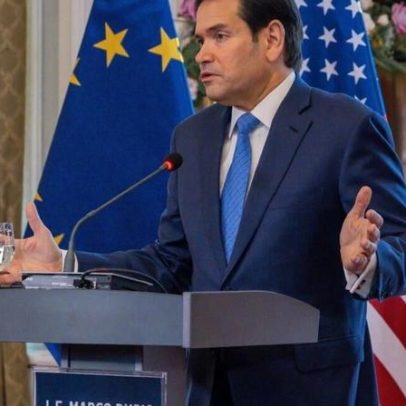 EUA rejeitam subordinação europeia e não contestam Navalny