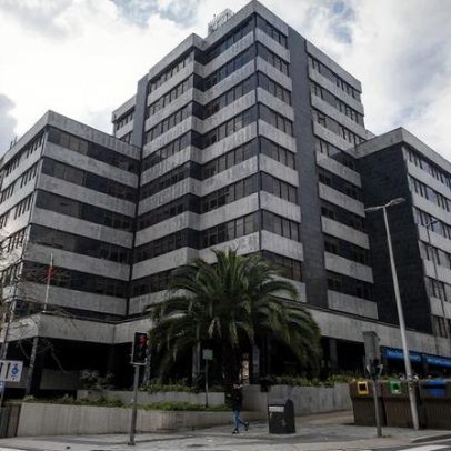 Rua de Camões no Porto altera sentido de trânsito