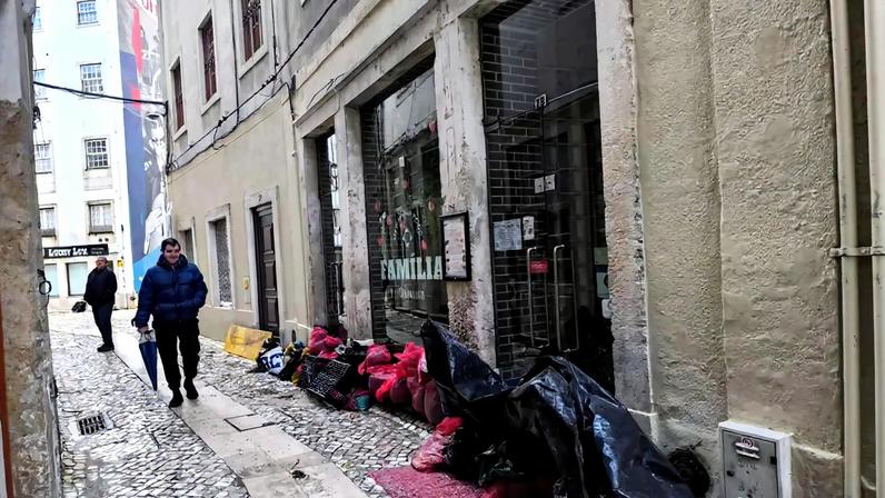 O pico das cheias está previsto para as 15 horas