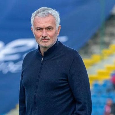 Mourinho admite dificuldade de marcar penáltis a favor do Benfica