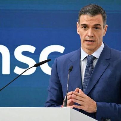 Sánchez apela às potências nucleares para evitar corrida armamentista