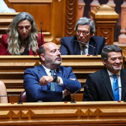 Nova petição avança para debate sobre a ilegalização do Chega