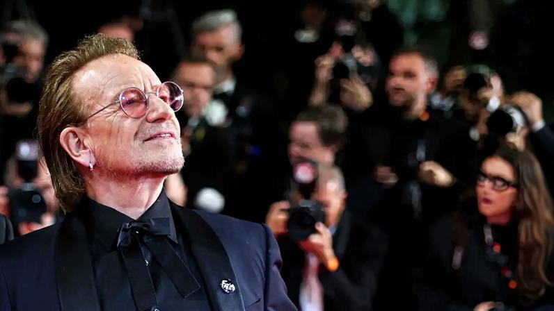 Banda explora temas como a guerra, a violência e a política no EP "Days of Ash"