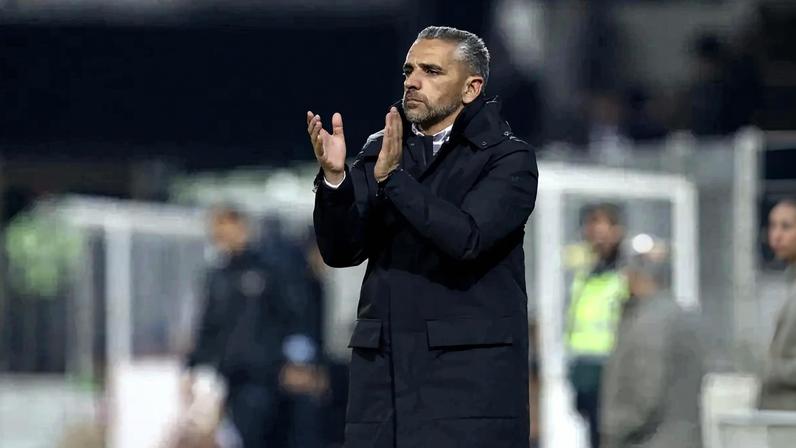 Exige indemnização por reboque de carro considerado ilegal em Braga