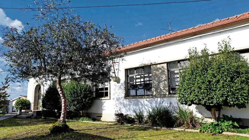 Parque escolar de Famalicão está a ser renovado