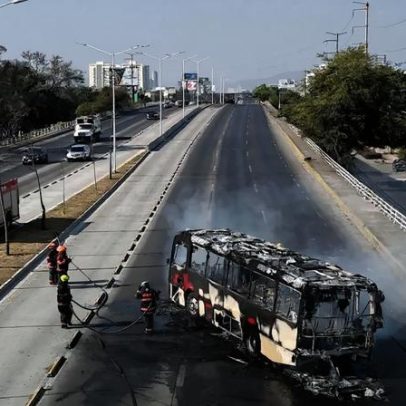 Carros incendiados e estradas bloqueadas no México após morte de El Mencho
