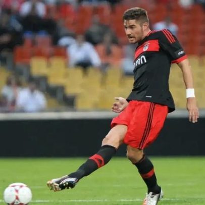 Javi García afirma que Benfica pode competir com o Real Madrid