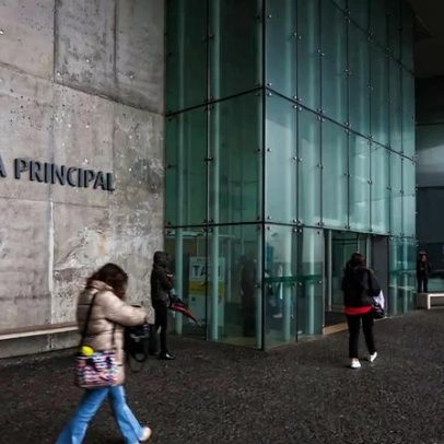 Piloto norte-americano detido nos EUA por alegado treino da Força Aérea chinesa