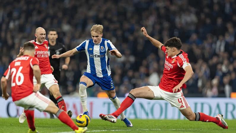 Águias e dragões defrontam a 8 de março (18 horas), na Luz, para a 25.ª Jornada da Liga