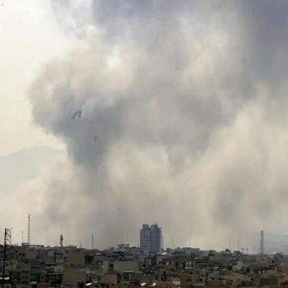 Trump confirma ataque ao Irão, explosões ouvidas em Teerão