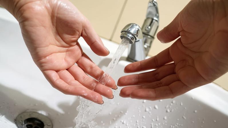 Desperdício de água não faturada ultrapassa 75%