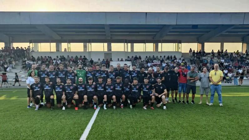 O plantel da Associação Desportiva de Ponte da Barca