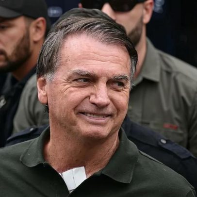 Bolsonaro elogiado por Epstein em novos emails: "Mudou o jogo"