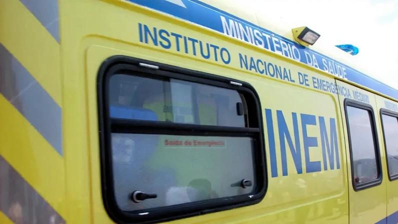 Imagem de contexto do artigo Homem morre numa colisão entre dois carros em Borba. Criança em estado grave