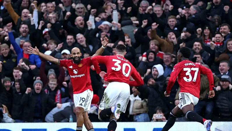 United com mais um triunfo com Carrick