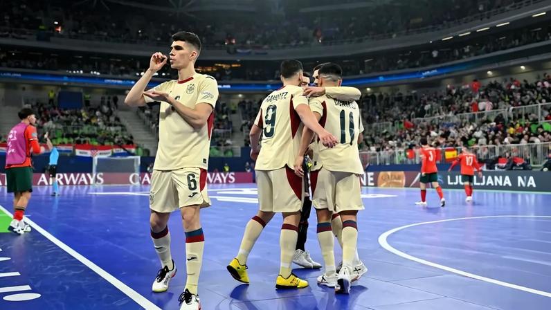 Antonio Pérez foi a grande figura ao anotar um hat-trick