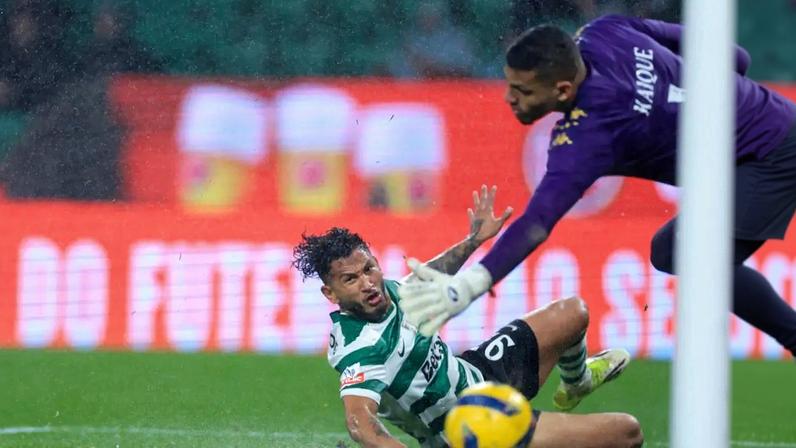 Neemias continua em destaque nos EUA