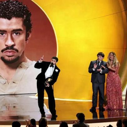 Bad Bunny vence Grammy de Álbum do Ano com disco em espanhol
