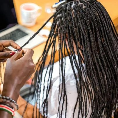 Extensões de cabelo podem conter toxinas em mistura potencialmente perigosa