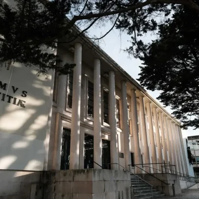 Chefe da PSP acusado de violência doméstica confirma ameaças de morte