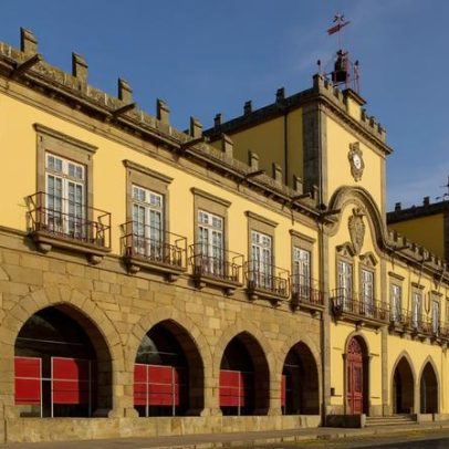 Atleta ucraniano de skeleton banido por capacete para homenagear mortos da guerra