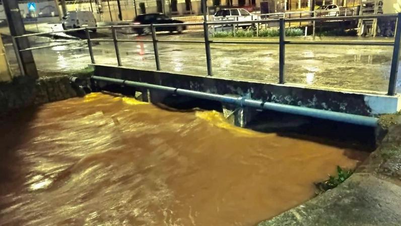 Chuva provoca cortes de trânsito e condicionamentos em várias estradas do concelho de Sousel