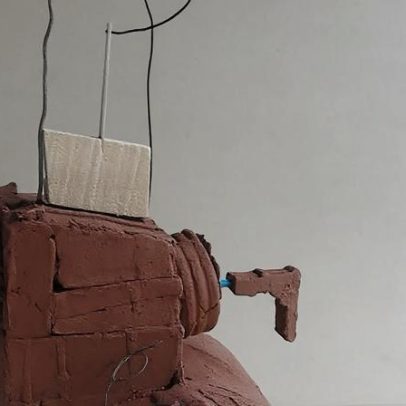 Trabalhos de cerâmica de Heitor Figueiredo na biblioteca municipal de Reguengos