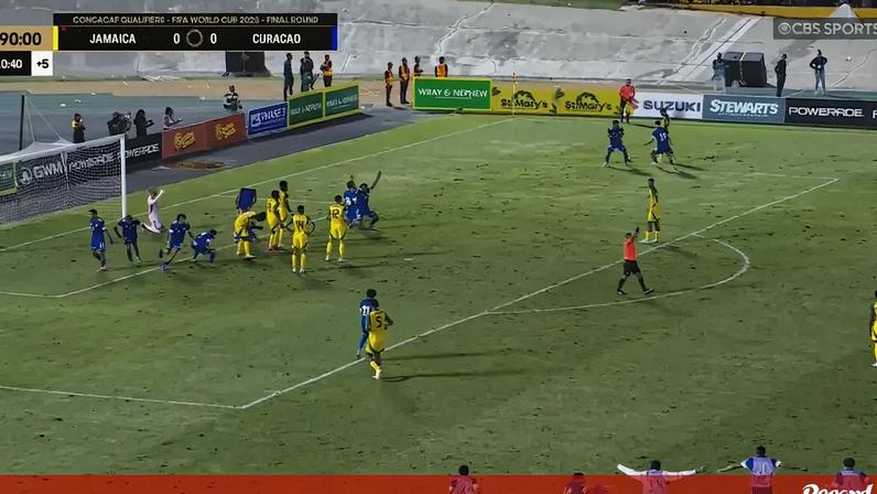 Advocaat deixa seleção de Curaçau devido a problemas de saúde da filha