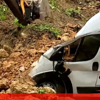 Muro desaba e destrói carrinha em Almada