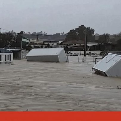 Tempestade Leonardo causa inundações e cortes de estradas no sul de Espanha