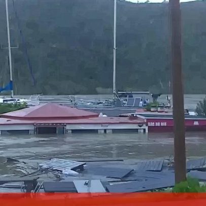 Restaurante fica submerso em Alcoutim devido à subida do Guadiana
