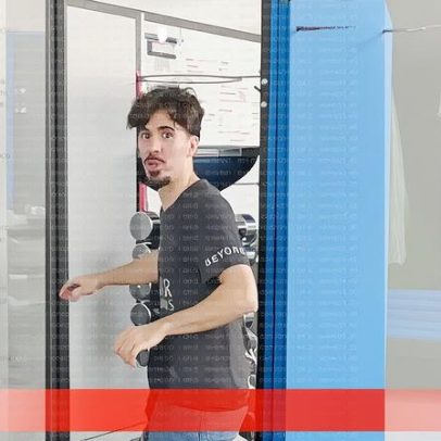 Vitinha frequenta o ginásio do PSG para cumprimentar os colegas