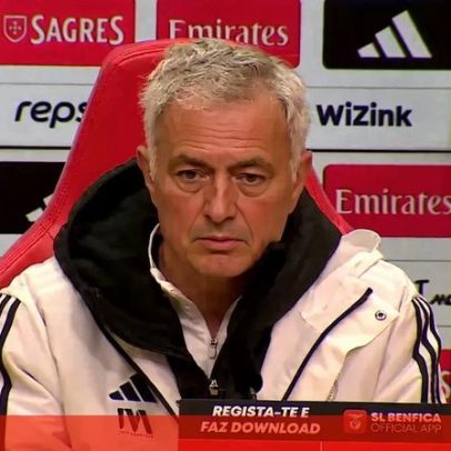 Mourinho comenta contratos de jogadores jovens e o estado físico de Dedic