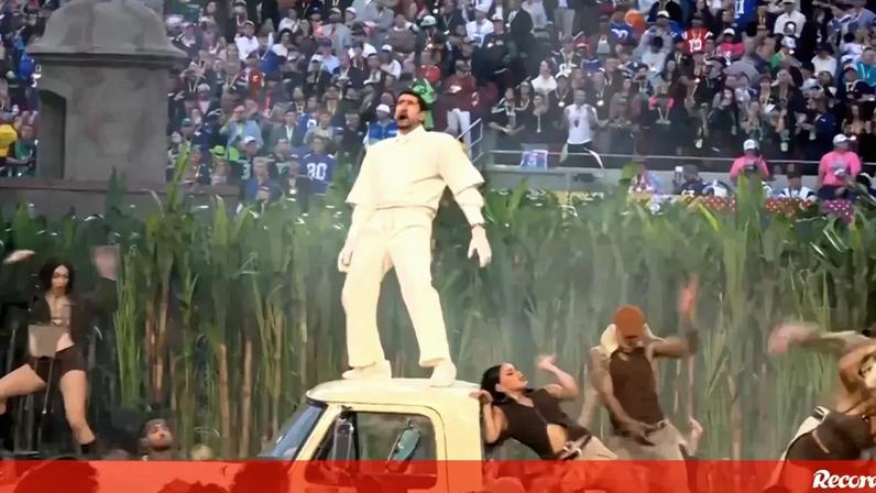 Os Seattle Seahawks 'vingaram' este domingo a derrota na final de 2014, conquistando o 60.º Super Bowl ante os New England Patriots (29-13), selando a segunda conquista da Liga de futebol americano (NFL) do seu palmarés. Mais do que o resultado, do que mais se fala é do show de Bad Bunny.