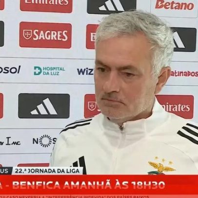 Mourinho visita Açores e diz que é preciso pontos para subir