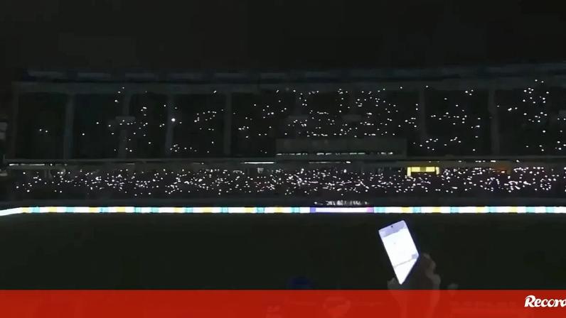 Ponte Preta é despromovido e rival Guarani faz o... 'funeral' no próprio estádio