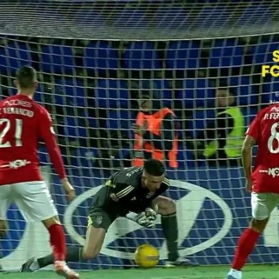 Golo de Gonçalo Paciência ante o Benfica após falha de Trubin define empate