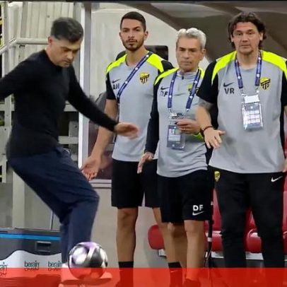 Sauditas impressionadas com a técnica de Sérgio Conceição