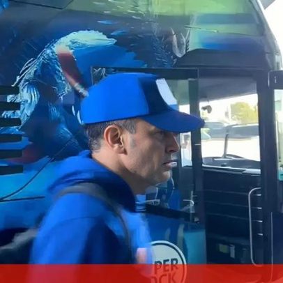 Imagens da partida do FC Porto para a Madeira