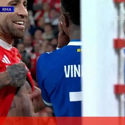 Otamendi provoca Vinícius Jr.: capitão exibe tatuagem com troféu mundial