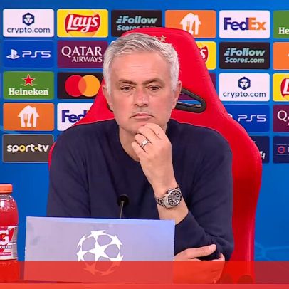 Adebayor critica comentário de Mourinho sobre Vinícius Júnior