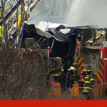 Explosão destrói igreja em Nova Iorque; pastor e bombeiros feridos