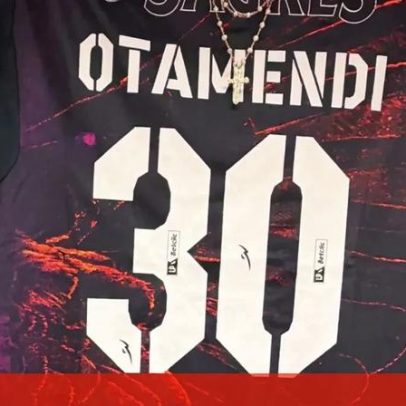 Benfica estreia novo equipamento preto diante do AVS