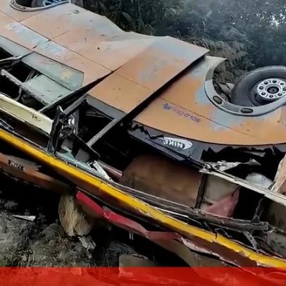 Acidente de autocarro com turistas no Nepal: pelo menos 19 mortos