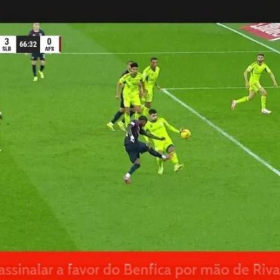Benfica contesta penáltis e discorda do lance de Deniz Gül