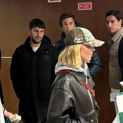 Sydney Sweeney fotografada com adeptos do Sporting nos camarotes de Alvalade